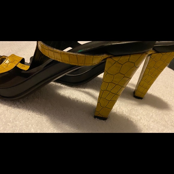 Brand New Leather Heels By DONALD PLINER ITALY - 🇮🇹- Box 63 - Picture 5 of 8